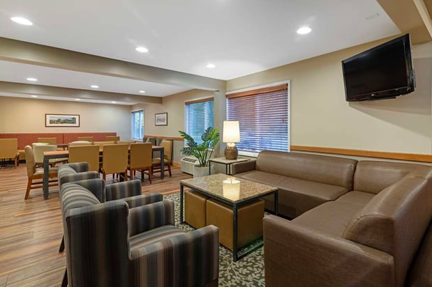 Images Best Western Plus Windjammer Inn & Conference Center