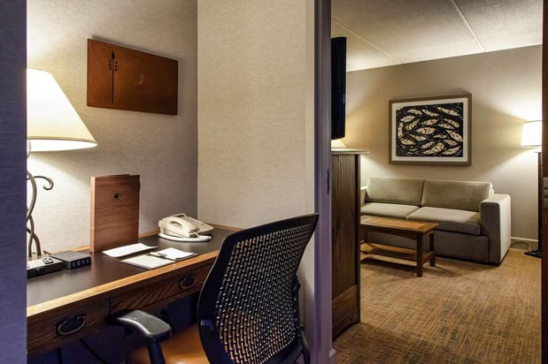 Images DoubleTree by Hilton Hotel Libertyville - Mundelein