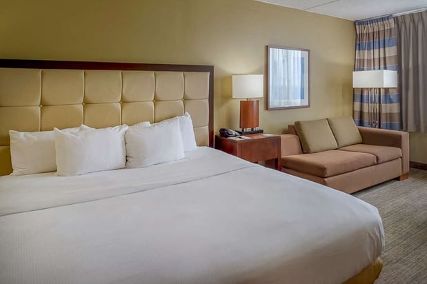 Images DoubleTree by Hilton Hotel St. Louis - Westport