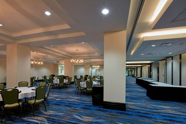 Images Embassy Suites by Hilton Louisville Downtown
