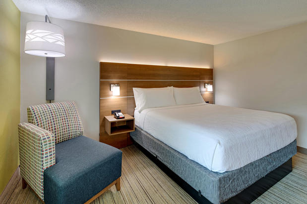 Images Holiday Inn Express Nashville W I40/Whitebridge Rd by IHG