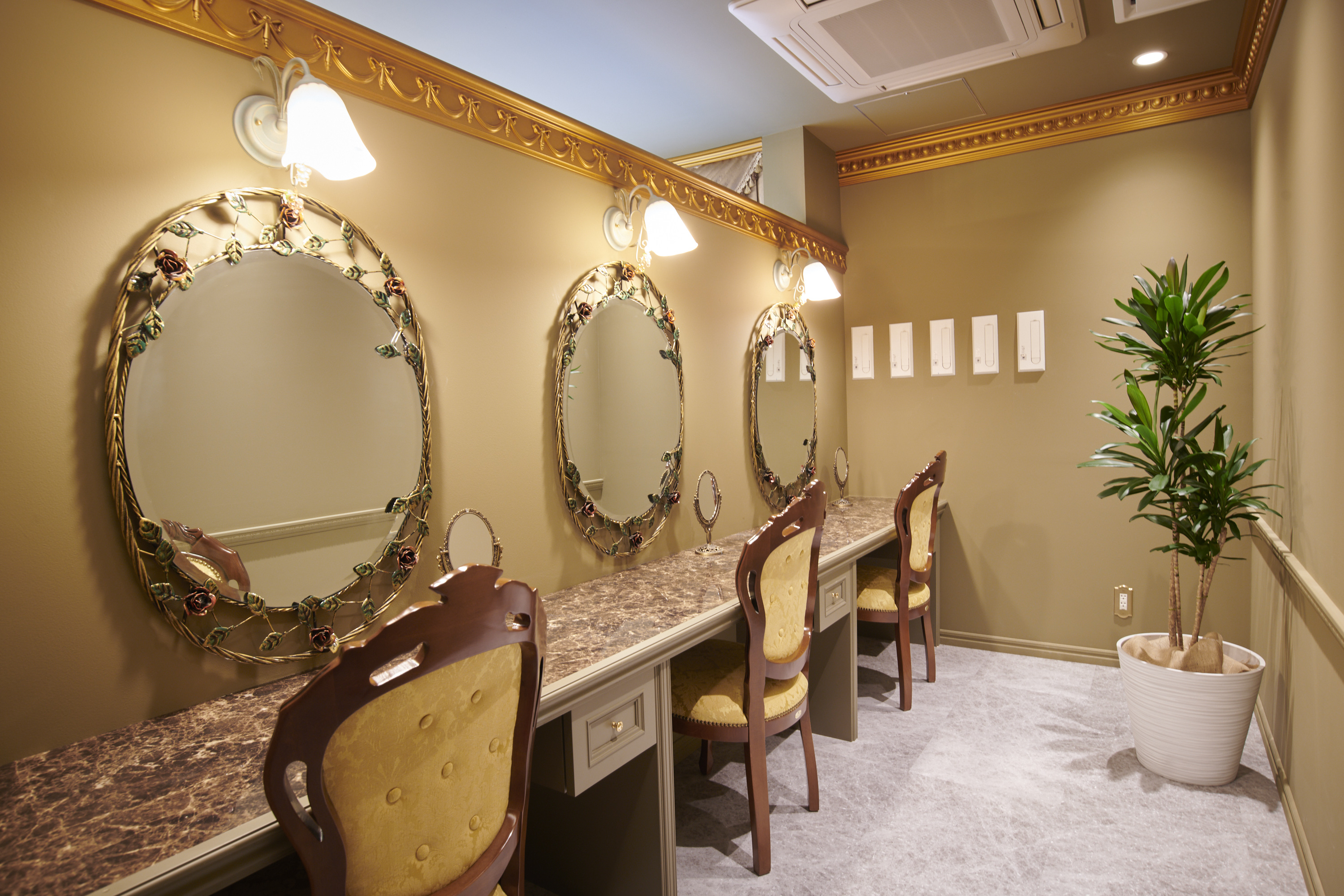 Images 花蔵 熊谷駅前店