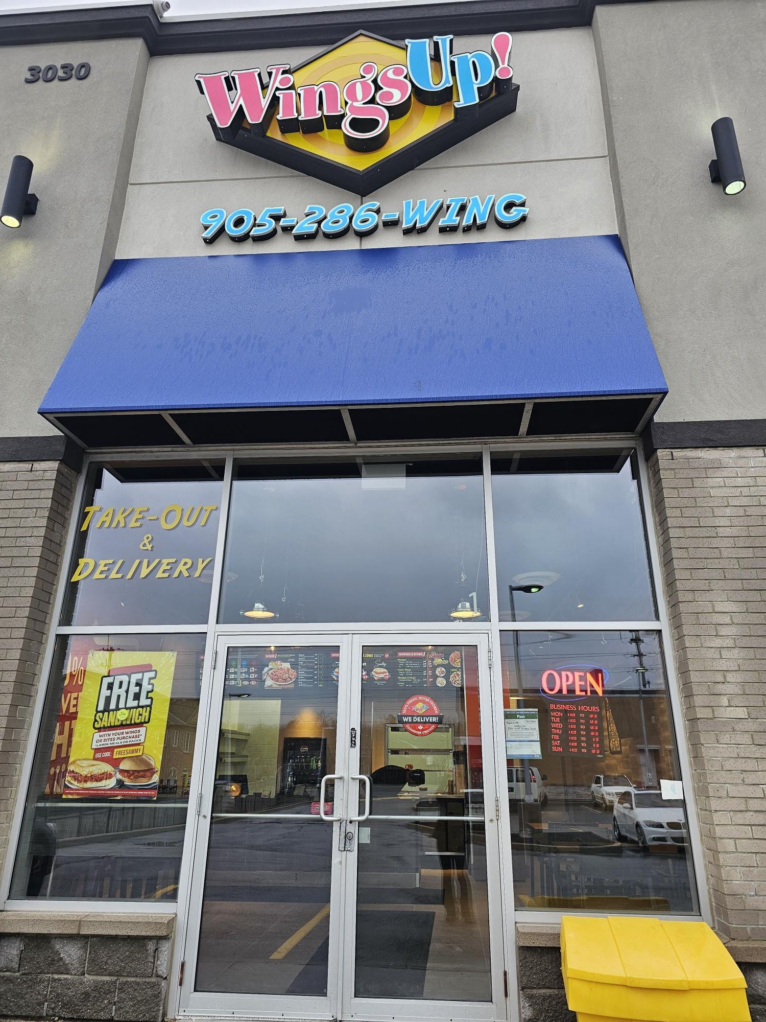 Images WingsUp! Mississauga - Thomas St