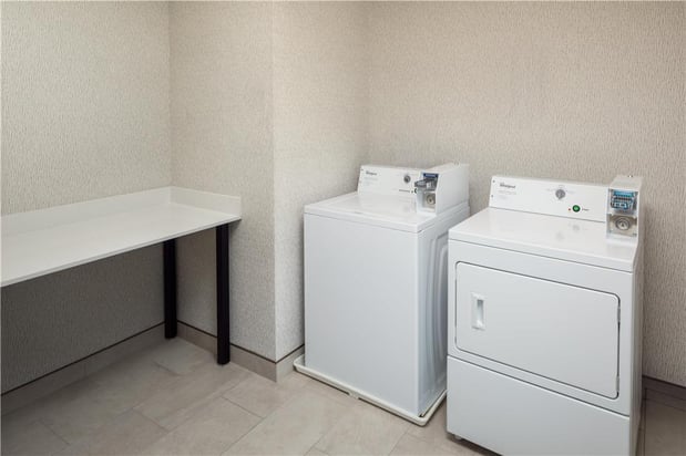 Images Hampton Inn Nashua