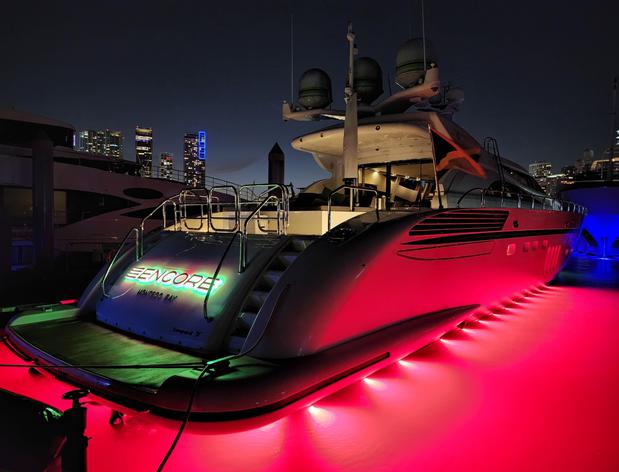Images Encore Yacht