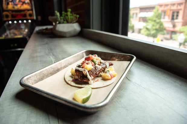 Images Luna's Tacos & Tequila