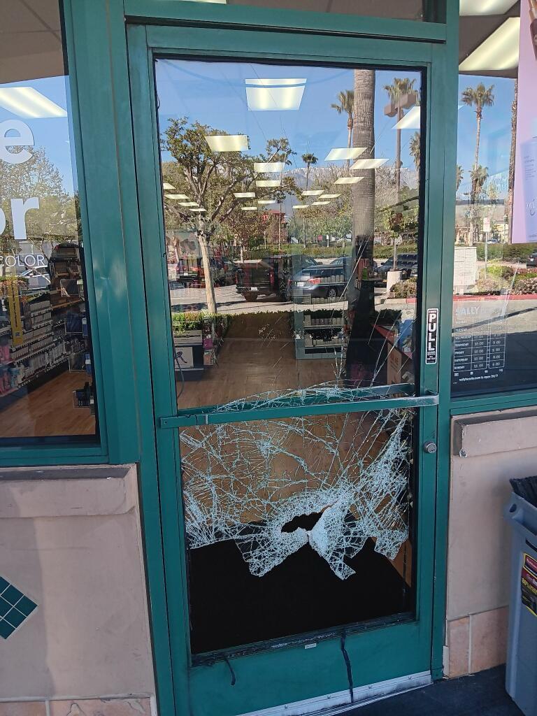 Glass Replacement- Board Up Verdayes