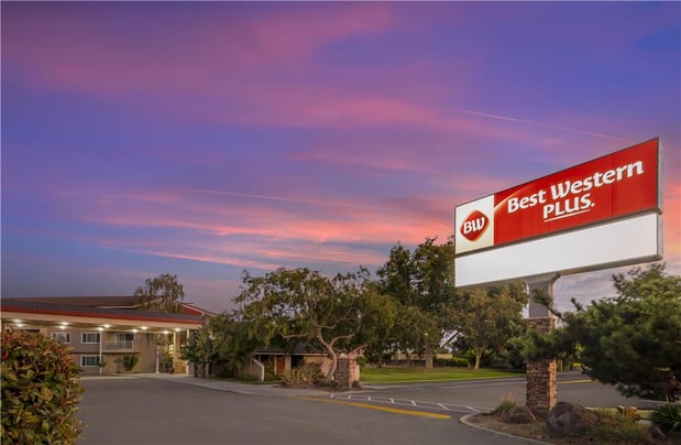 Images Best Western Plus Garden Court Inn