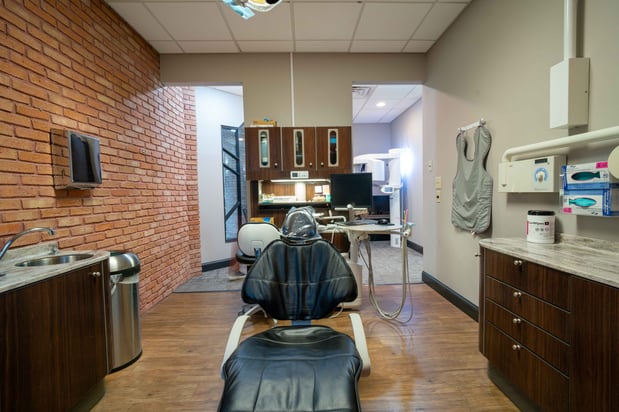 Images Mississippi Dental Center