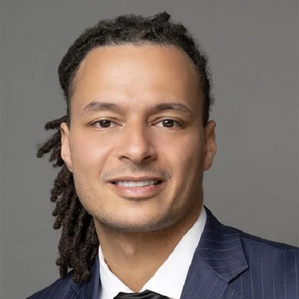 Images Daniel Syrianos-Robertson, DDS, DMD