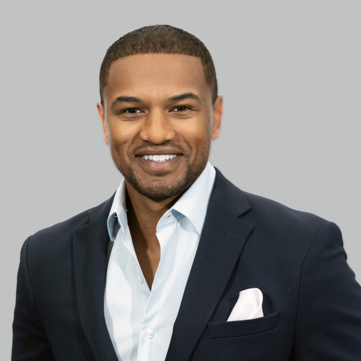 Headshot of Yourdanos Mulatu, a wealth advisor at Chase