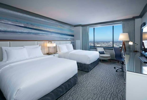 Images The Lofton Hotel Minneapolis, Tapestry Collection by Hilton