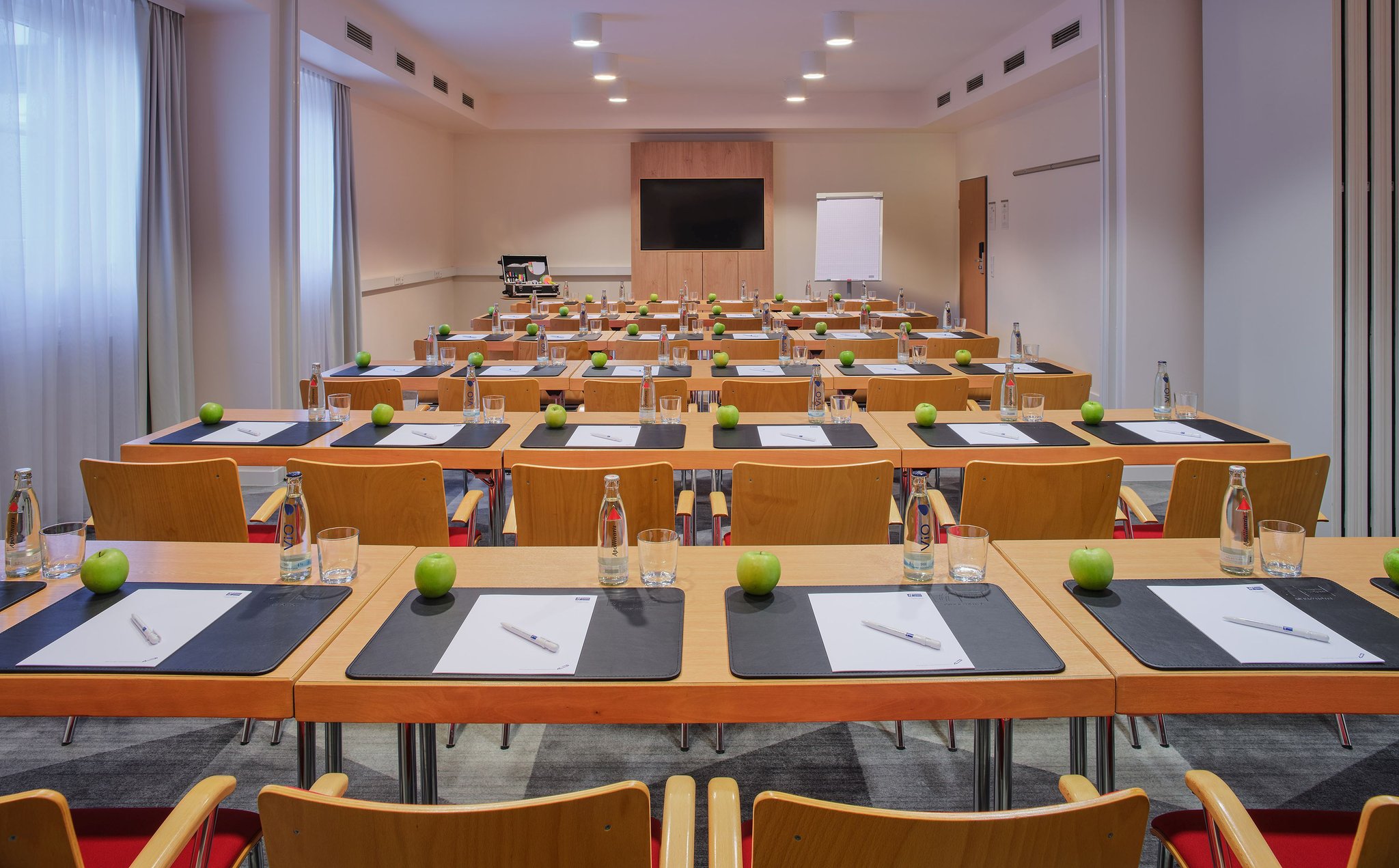 Bilder Holiday Inn Express Frankfurt Airport by IHG
