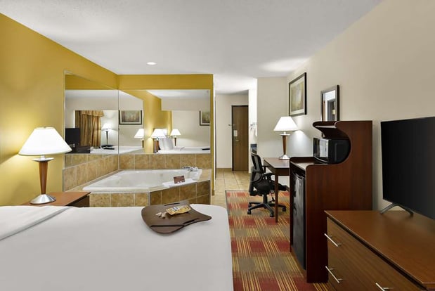 Images Best Western Lakewood Inn