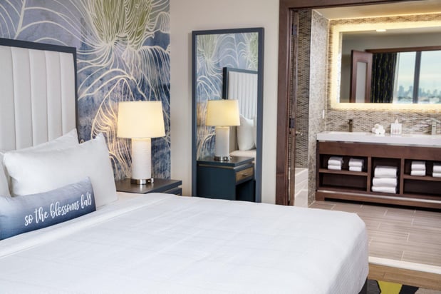 Images Hotel Indigo Flushing - LaGuardia by IHG