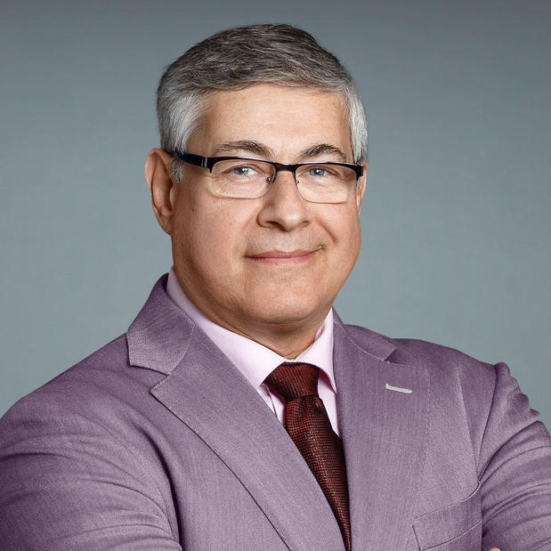 Images Stelios Viennas, MD