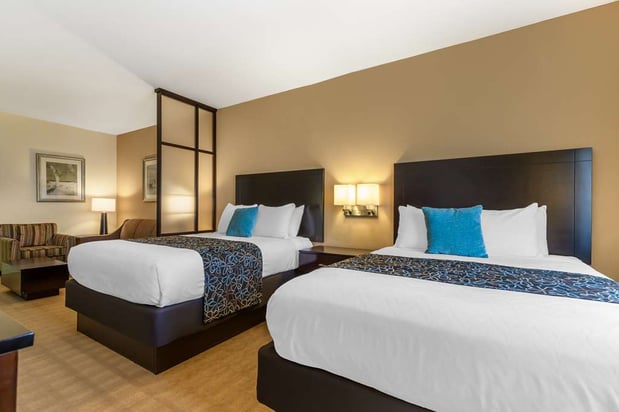 Images Best Western Plus Lytle Inn & Suites