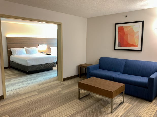 Images Holiday Inn Express & Suites Lexington Dtwn Area-Keeneland by IHG