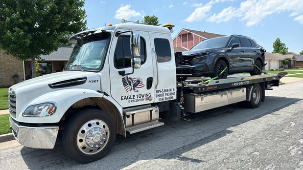 Images Eagle Towing & Recovery
