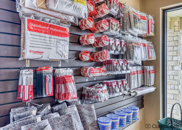 Images CubeSmart Self Storage