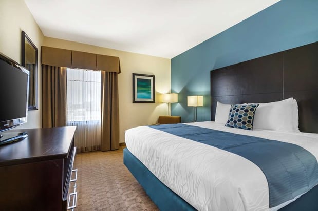 Images Best Western Plus Lytle Inn & Suites