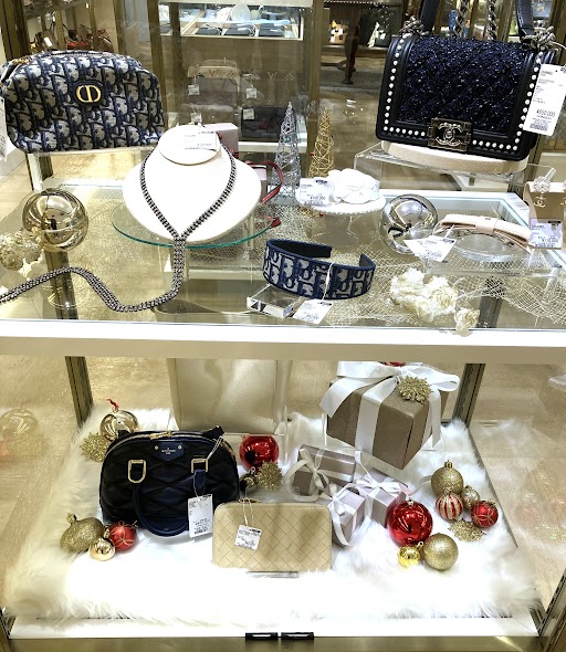 Images KOMEHYO（コメ兵）神戸三宮店