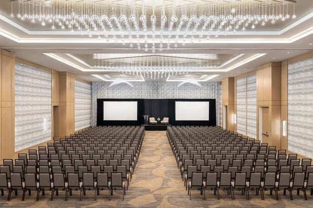 Images Hilton BNA Nashville Airport Terminal