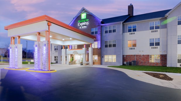 Images Holiday Inn Express & Suites Zion by IHG