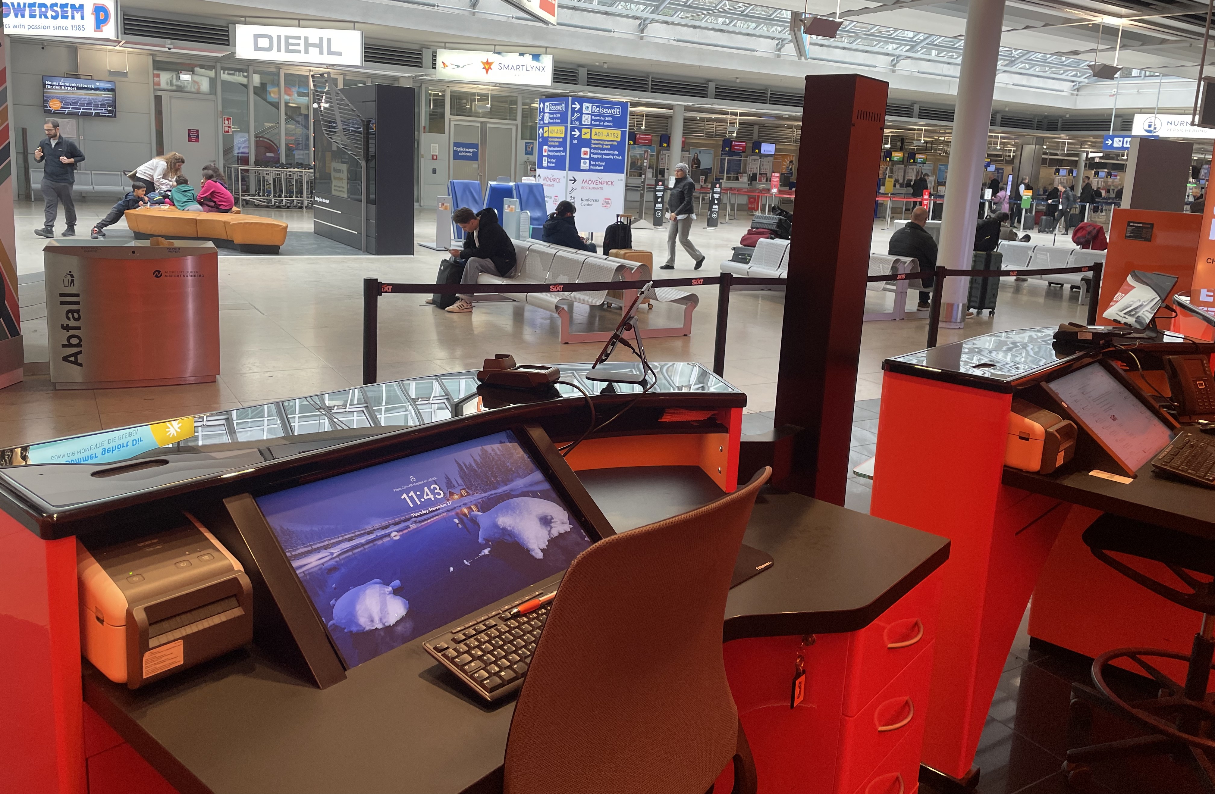 SIXT Autovermietung Nürnberg Flughafen, Flughafenstr./Mietwagenzentrum in Nürnberg