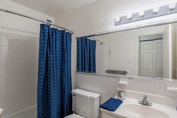 Images The Carlyle Apartment Homes