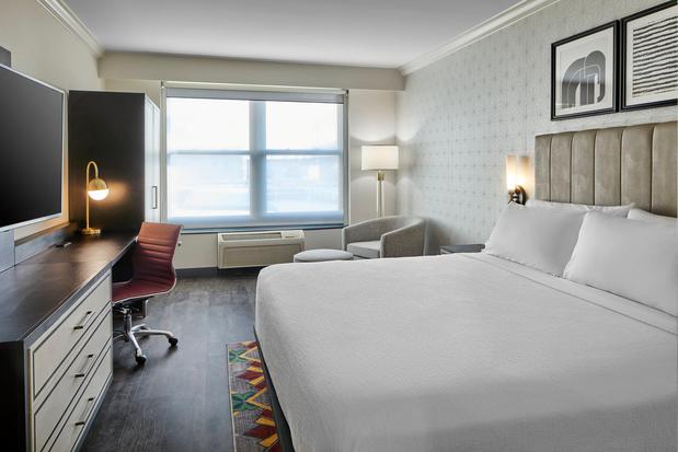 Images Hotel Indigo Cleveland Downtown by IHG