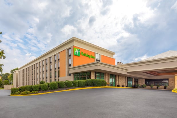 Images Holiday Inn Knoxville West- Cedar Bluff Rd by IHG