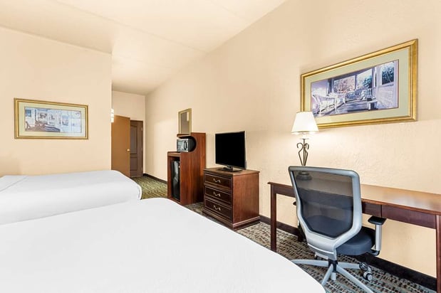 Images Best Western Holiday Manor