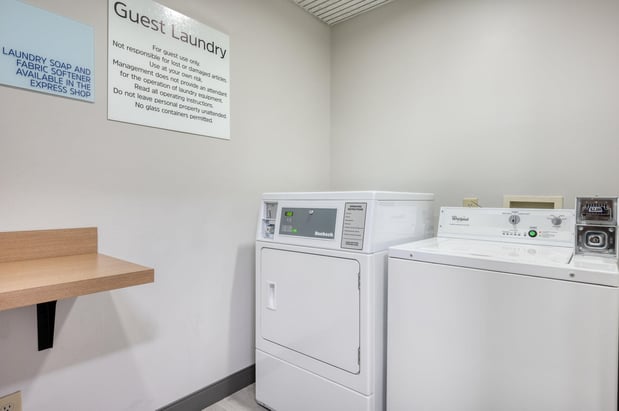 Images Holiday Inn Express & Suites Indianapolis South – Greenwood by IHG