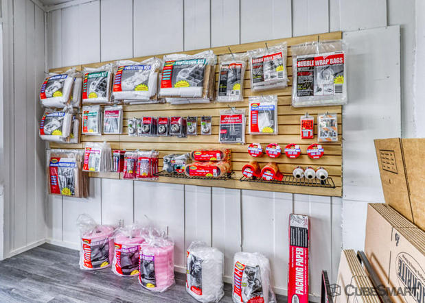 Images CubeSmart Self Storage