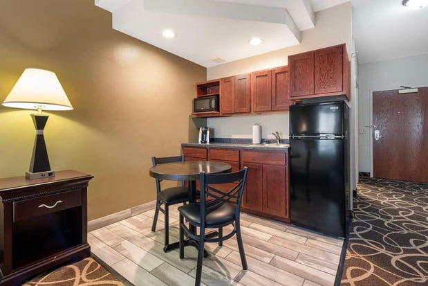 Images Best Western Plus Eau Claire Conference Center