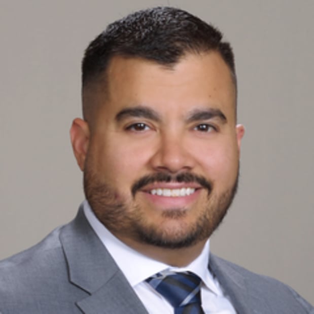 Images Edward Jones - Financial Advisor: Carlos Aquino