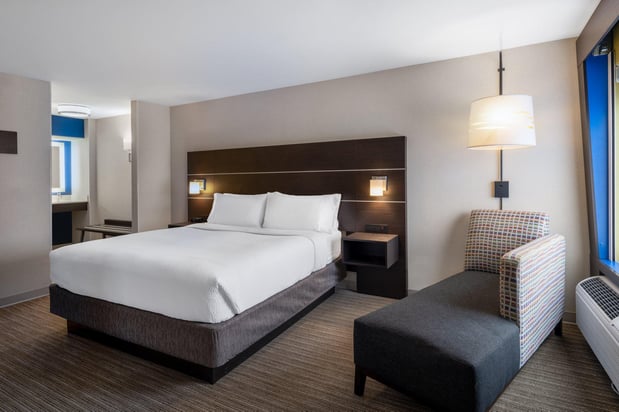 Images Holiday Inn Express Corydon by IHG