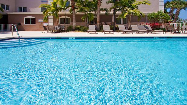 Images Holiday Inn Express West Palm Beach Metrocentre by IHG