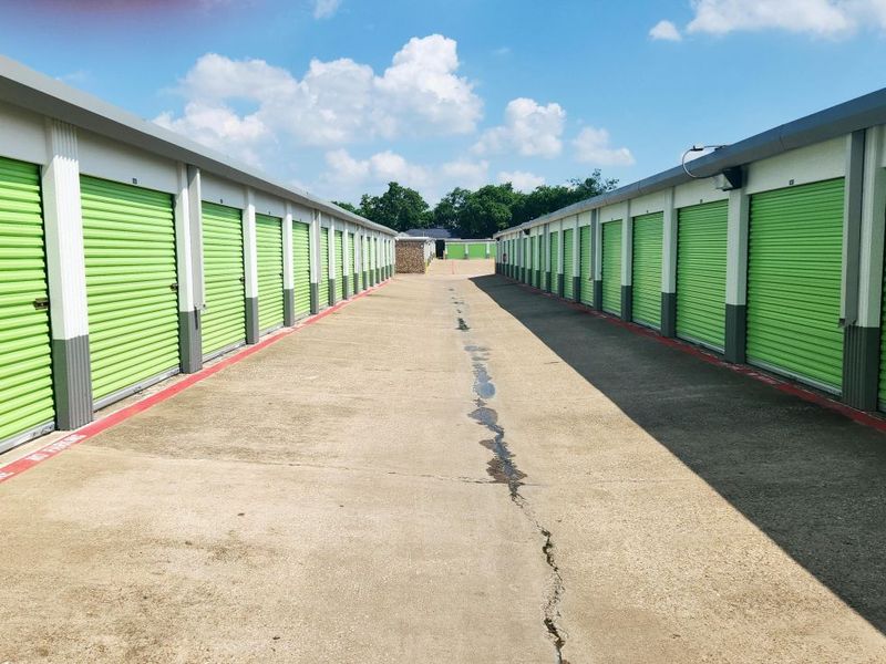 3173_Exterior Units