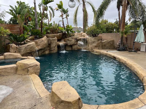 Images Sunset Pools & Spas Inc