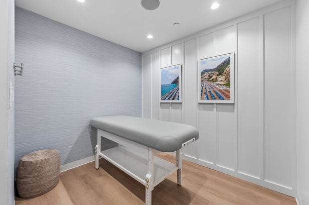 Images SUGARED + BRONZED (Carnegie Hill)