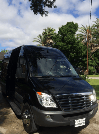 Images VIP Limousine & Party Bus