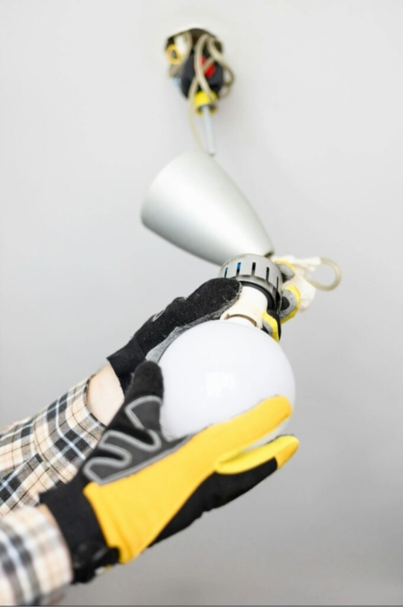 Images ELECTRICISTAS 24H-CIRCUIT REPAIRED -Urgencias Madrid