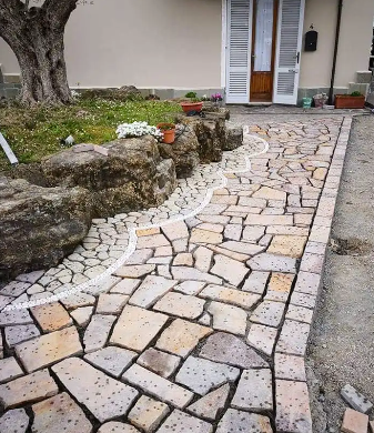 Trokan Renovationen, Hardstrasse 39 in Neuenhof