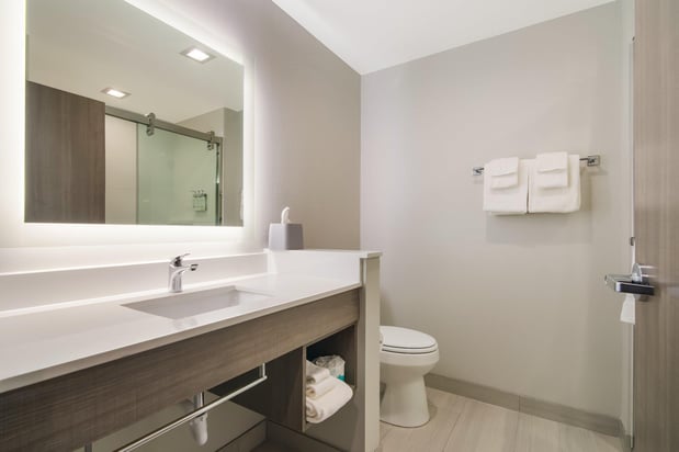 Images Holiday Inn Express & Suites Springdale - Fayetteville Area by IHG
