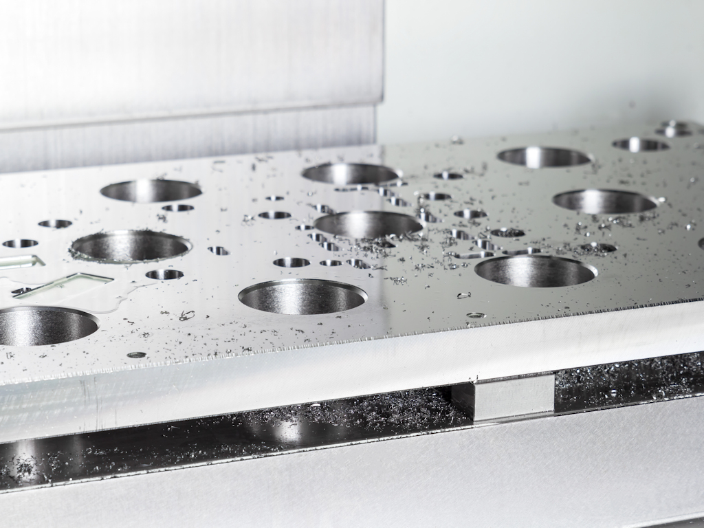 T-TECH Inh. Helmut Tausend, Kratzen 102 in Vilsbiburg