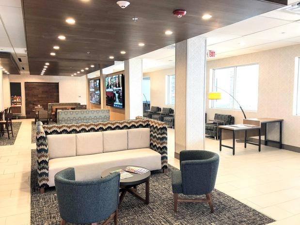 Images Holiday Inn Express Richmond - Midtown by IHG