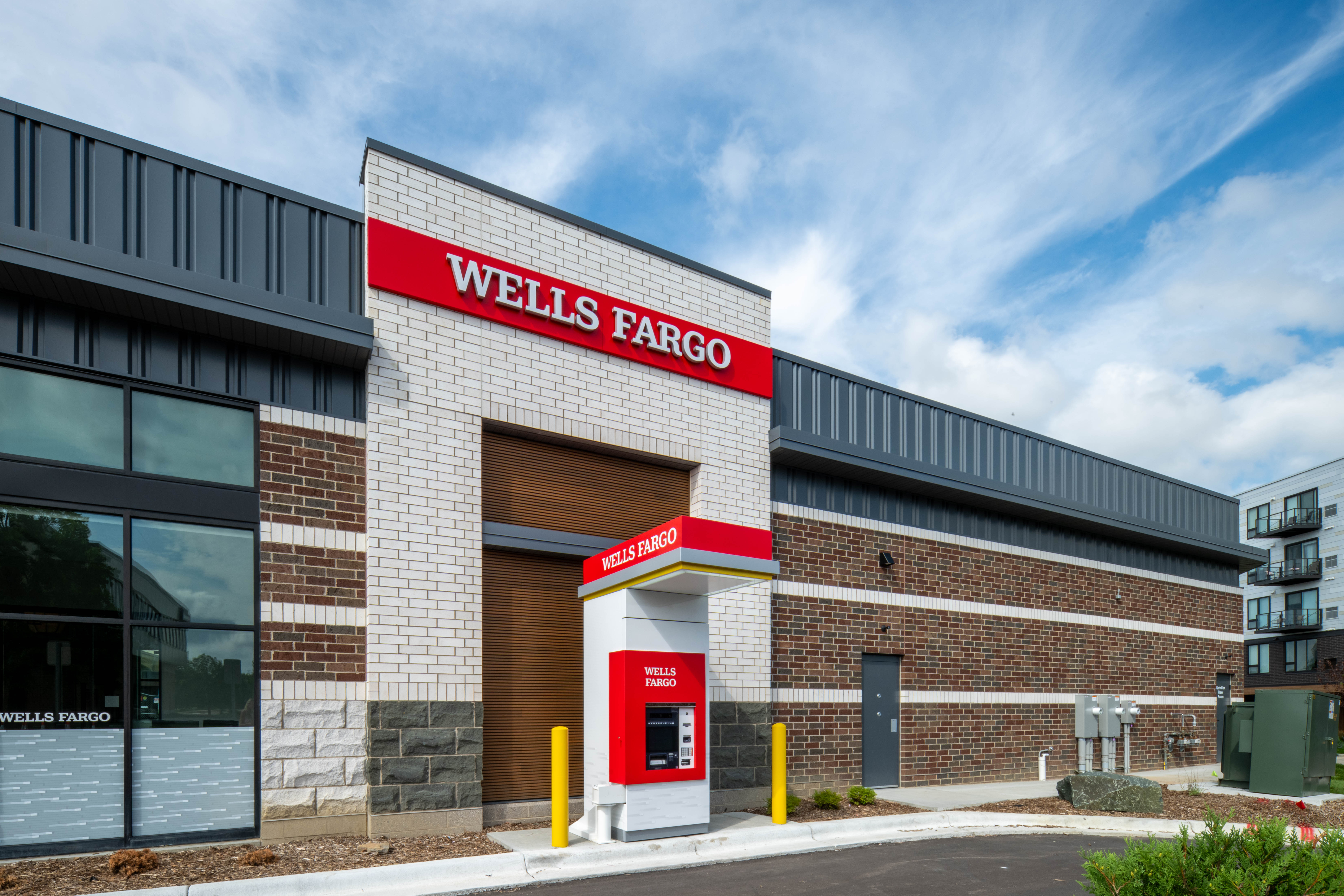 Wells Fargo Bank Image