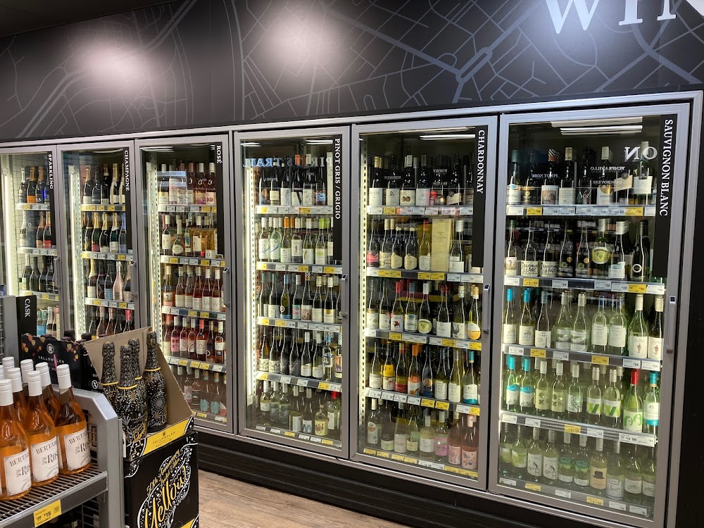 Images Liquorland Salamander Bay